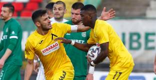 Левски се справи с Ботев във Враца (видео)